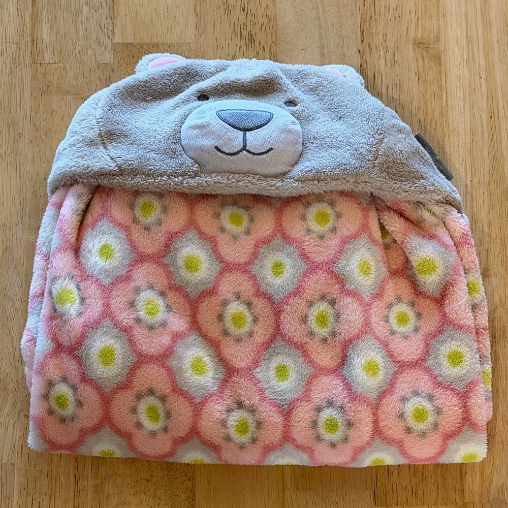 Blankets & Beyond Hooded Baby & Toddler Blanket - Bear Hooded Blanket, EUC! - Picture 8 of 16